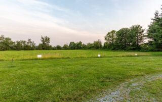 farmland and spectacular "big sky" views at Sunset Farm Stay