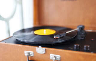 the Living Room at Sunset Farm Stay vacation rental includes a record player