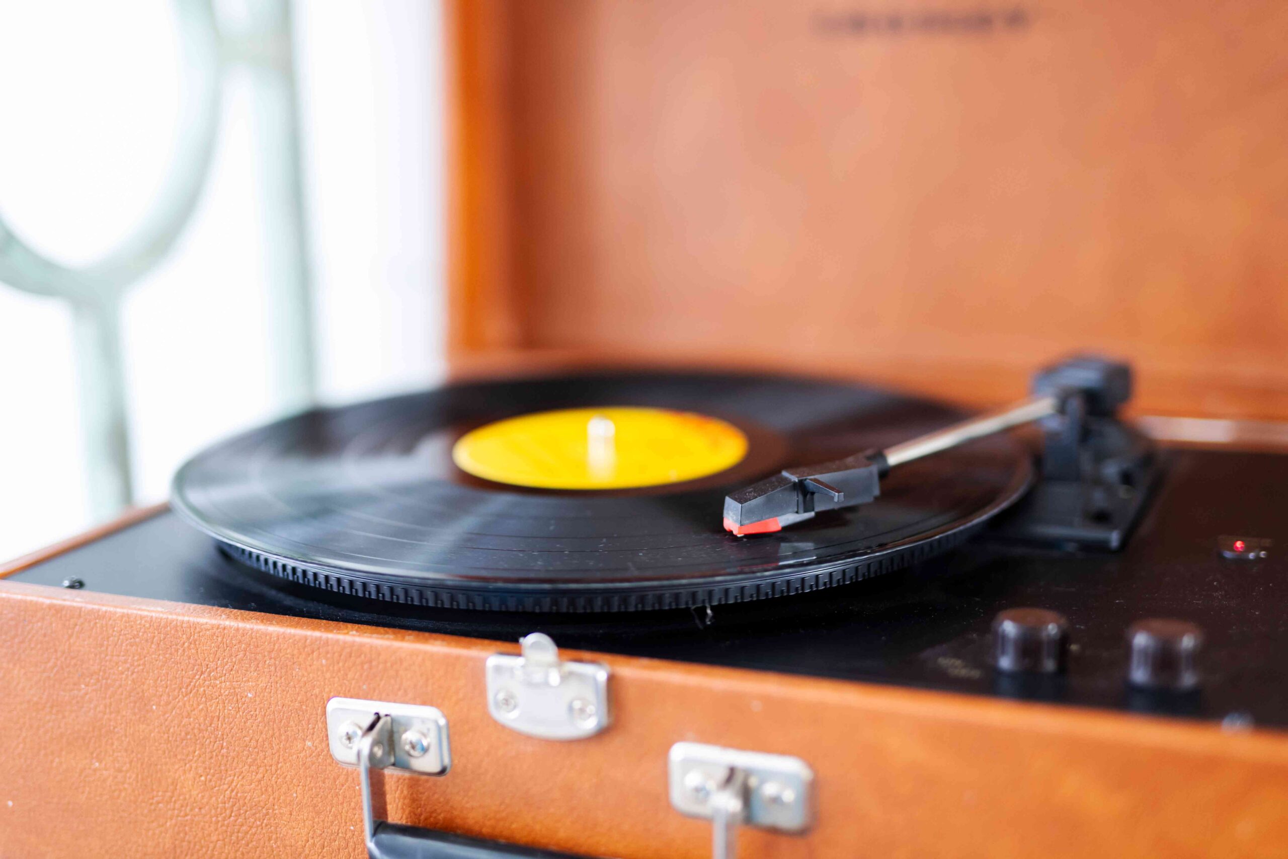 record player at Sunset Farm Bed and Breakfast